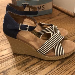 NWOT , Toms wedge heel sandals